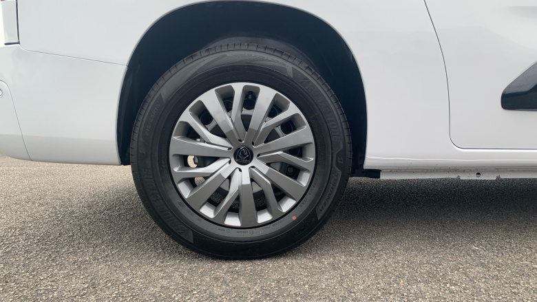 Peugeot Partner E-Long 100kW 52kWh Asphalt Van Auto